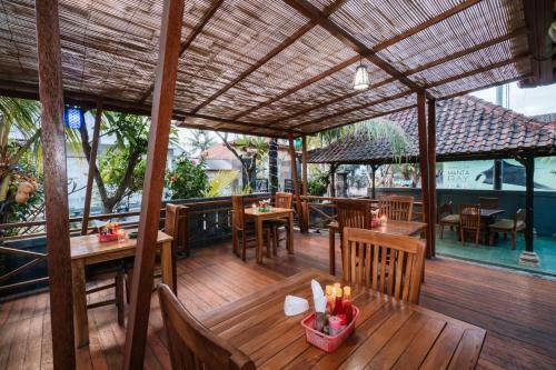 D And B Bungalow's By Wizzela