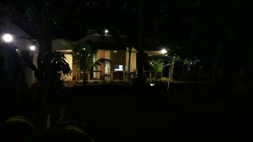 Kizhunnarocks Beach Resort