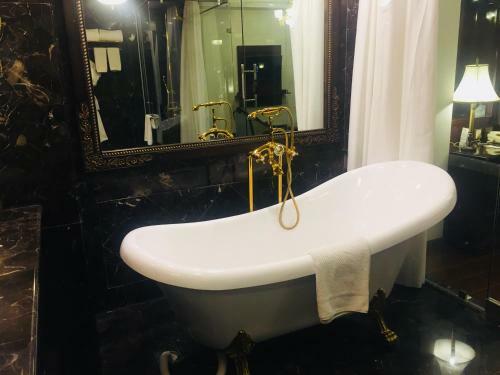 Hotel Ramada Plaza, Chandigarh, Zirakpur