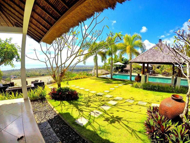 Hotel The Eyes Villas