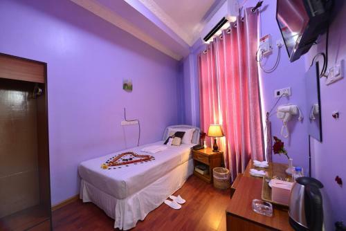 Royal Naung Yoe Hotel