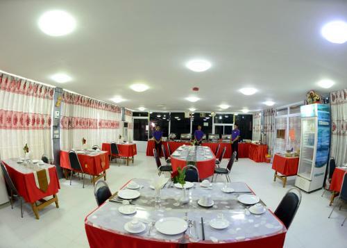 Royal Naung Yoe Hotel