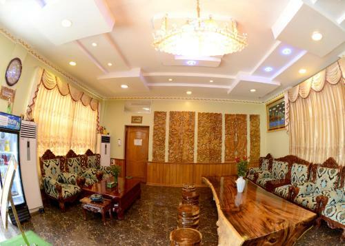 Royal Naung Yoe Hotel