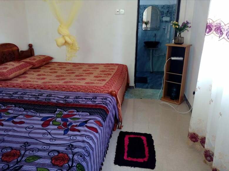 Bed & Breakfast House Of Esanya