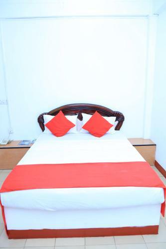 Nelly Star Hotel