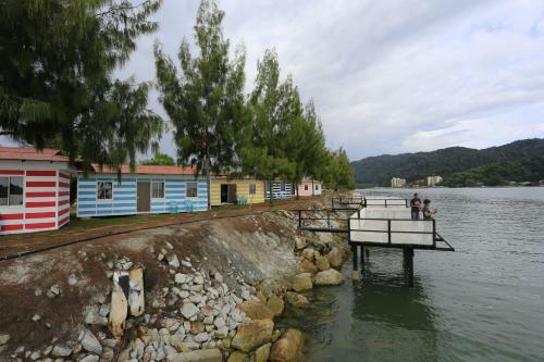 Rockbund Fishing Chalet