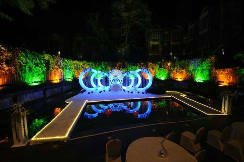 Hotel Courtyard By Marriott Pune City Centre