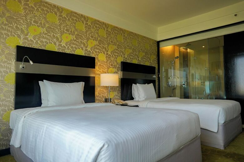Hotel Courtyard By Marriott Pune City Centre