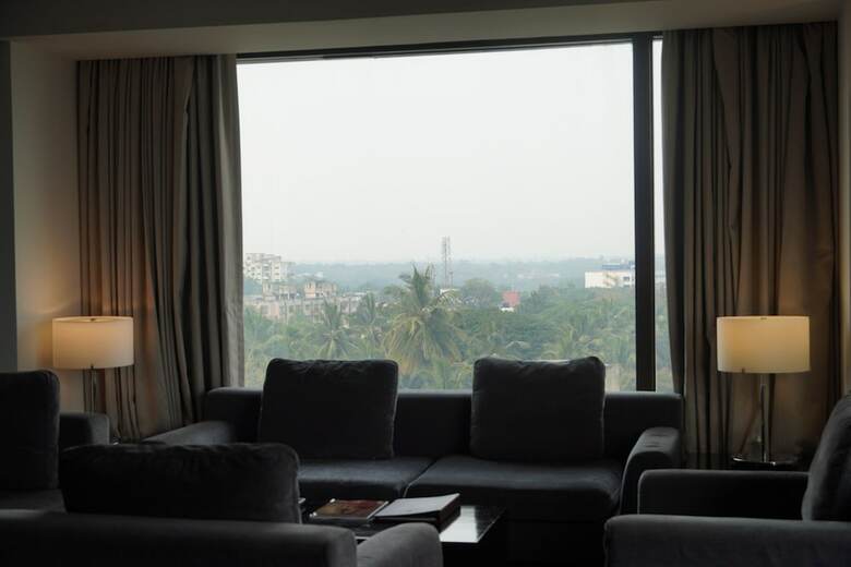 Hotel Courtyard By Marriott Pune City Centre