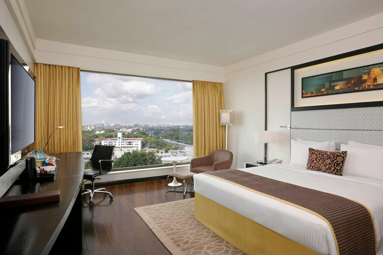 Hotel Courtyard By Marriott Pune City Centre