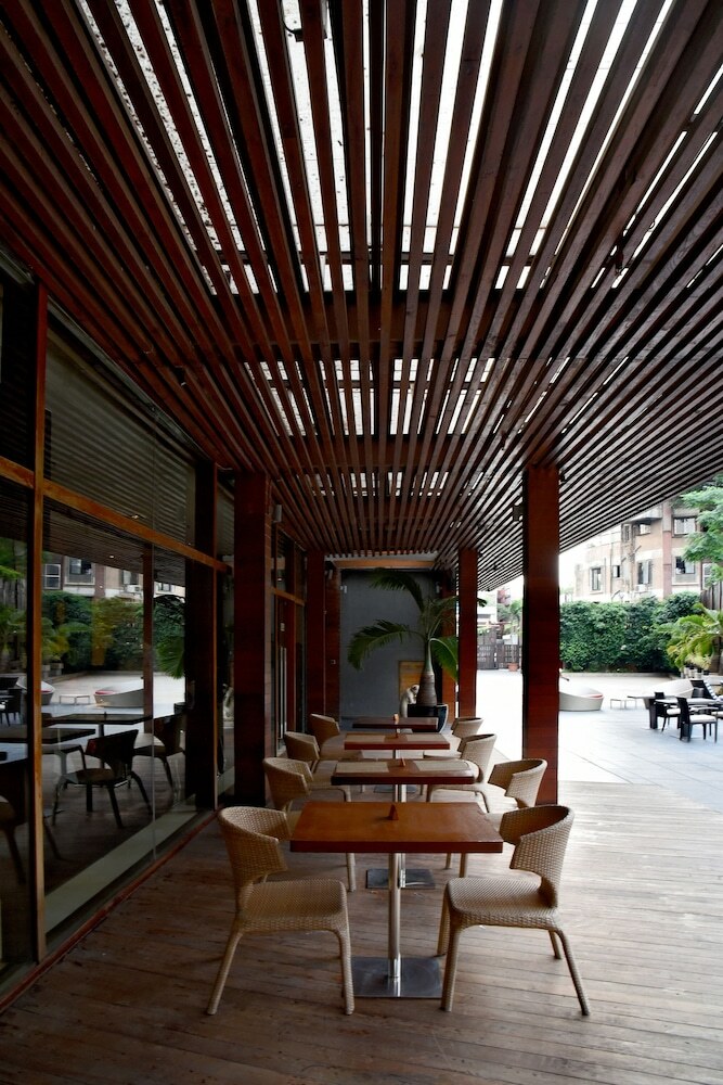 Hotel Courtyard By Marriott Pune City Centre
