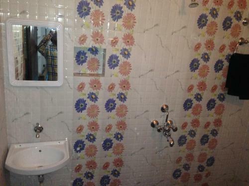 Hostal Suri Guest House