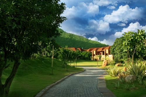 Hotel Ananta Spa & Resorts