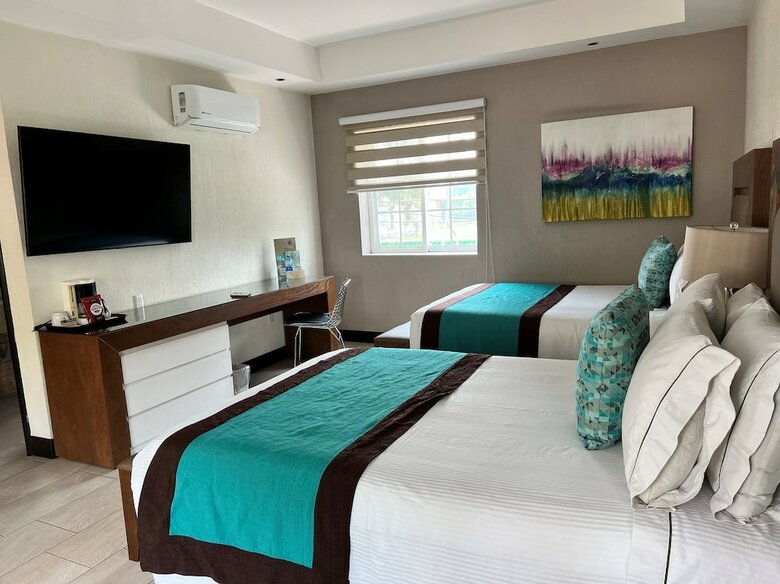 �urea Hotel And Suites