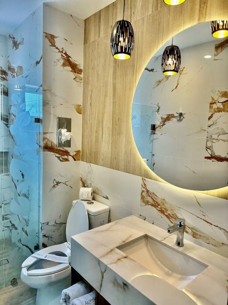�urea Hotel And Suites
