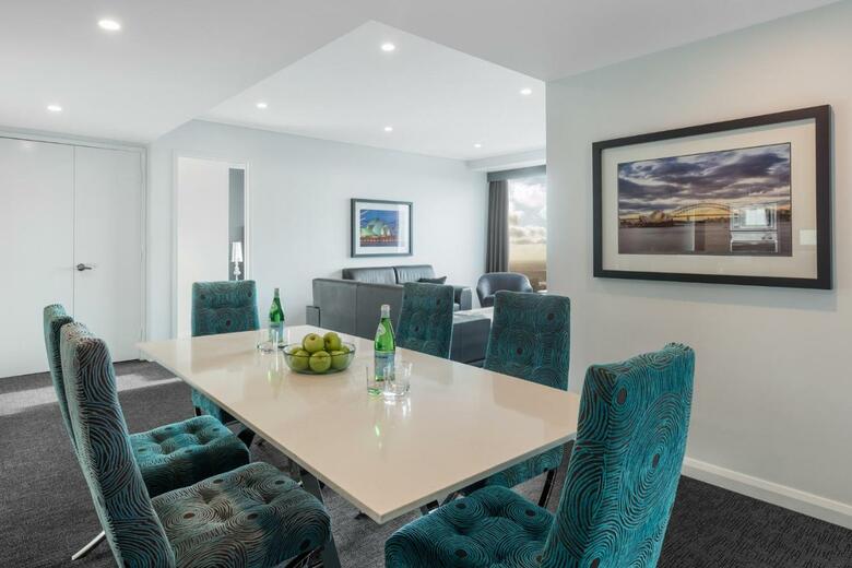Hotel Meriton Serviced Apartments-world Tower