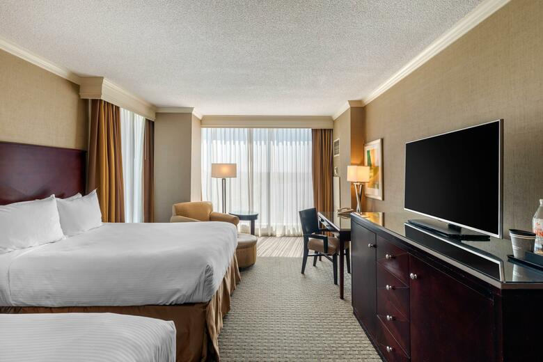 Hotel Omni Dallas Park West