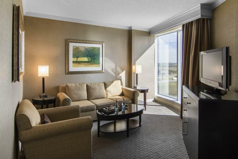 Hotel Omni Dallas Park West