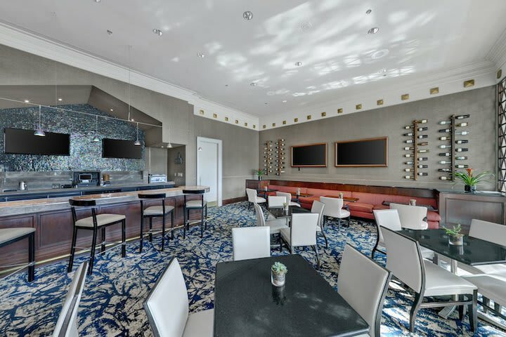 Hotel Omni Dallas Park West