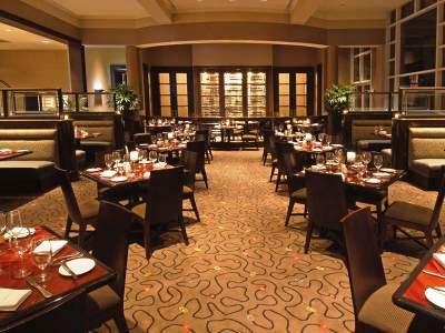 Hotel Omni Dallas Park West