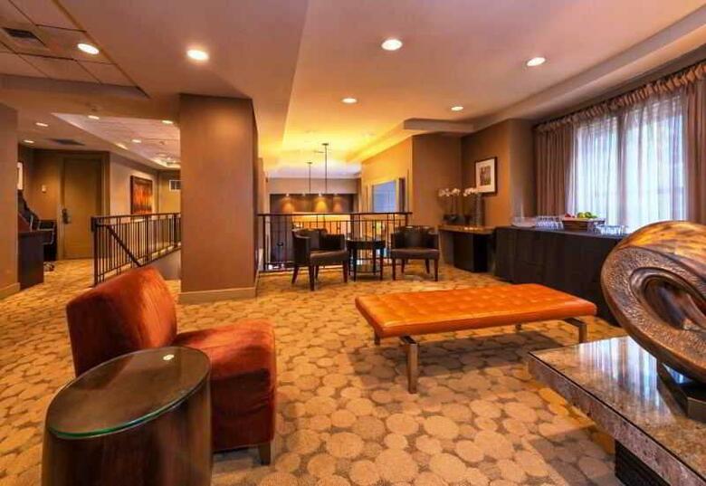 Executive Hotel Pacific