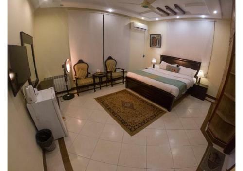 Hostal Harvey's Guest House