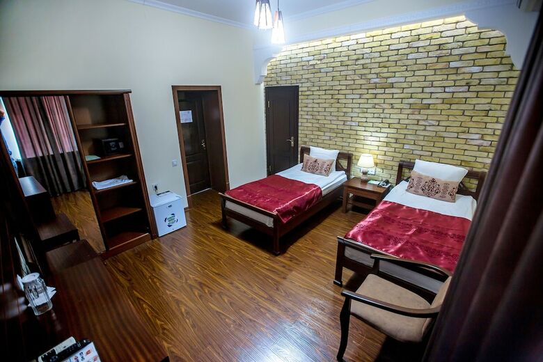 Arkanchi Hotel