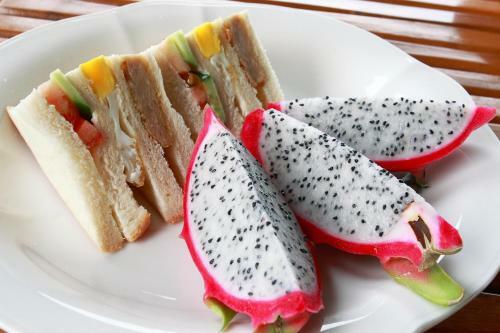 Bed & Breakfast Suto Home