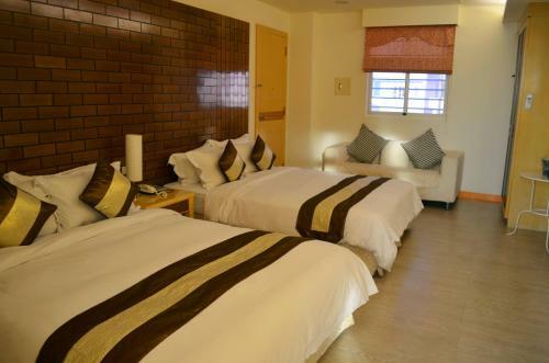 Yake Homestay