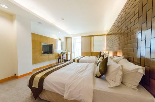 Yake Homestay