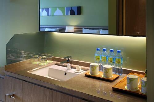 Park City Hotel Luzhou Hotel