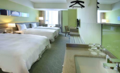 Park City Hotel Luzhou Hotel
