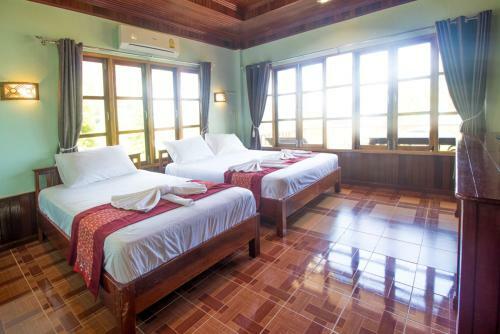 Hotel Yataa Island Resort