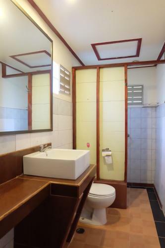 Hotel Yataa Island Resort