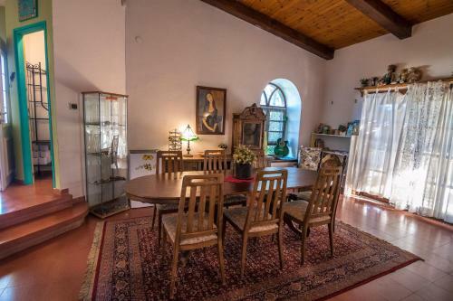 Hostal Desert Bird Guest House