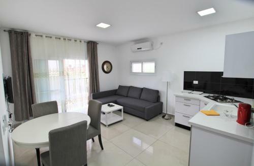 Arendaizrail Apartment Balfour 25