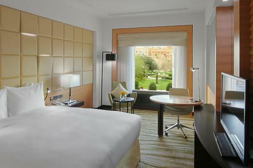 Hotel Doubletree By Hilton Al Muroj