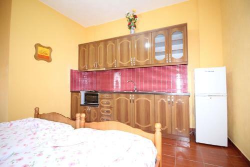 Apartamento Anxhelos' Flats