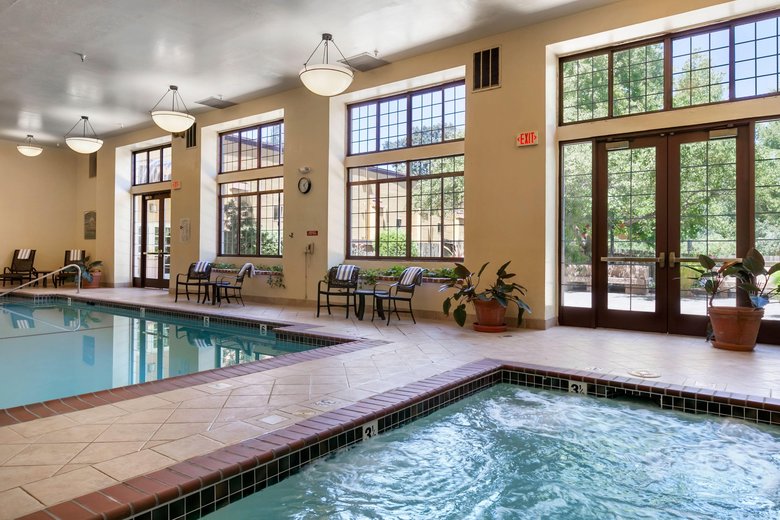 Hotel Embassy Suites Napa Valley