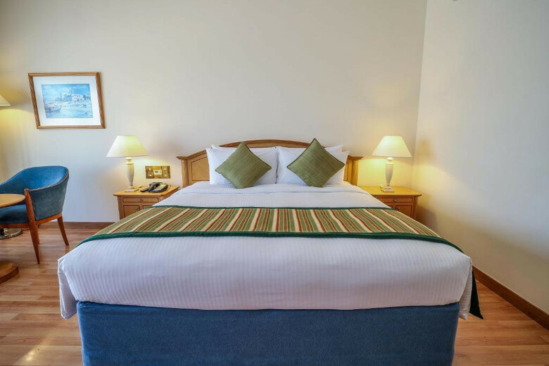 Hotel Millennium Downtown Abu Dhabi