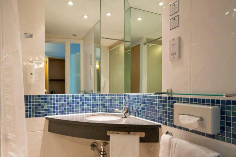 Hotel Express By Holiday Inn Doncaster