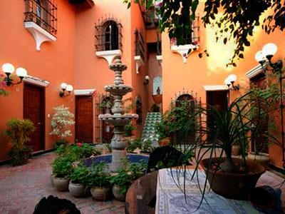 Hotel Suites La Hacienda