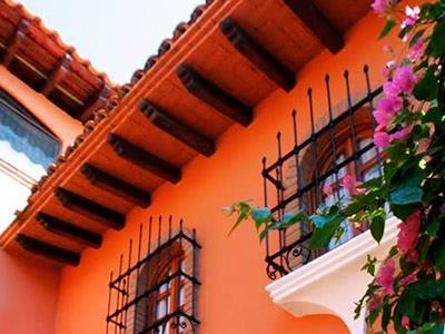 Hotel Suites La Hacienda