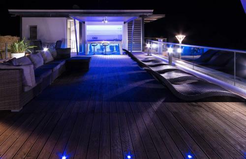 Oceania & Panorama Villas