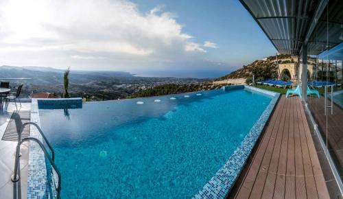 Oceania & Panorama Villas