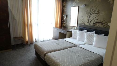 Hotel Lazur