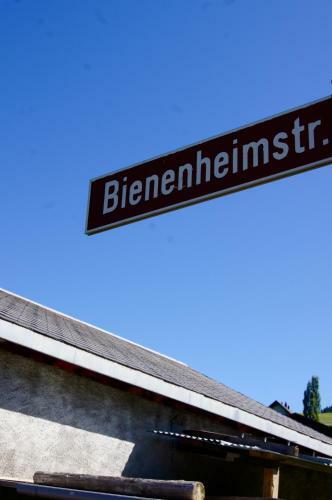 Hostal Amdenlodge - Bienenheim Naturhostel