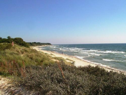 Three-bedroom Holiday Home In Aakirkeby 5