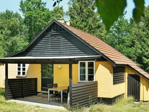 Two-bedroom Holiday Home In Nex� 6