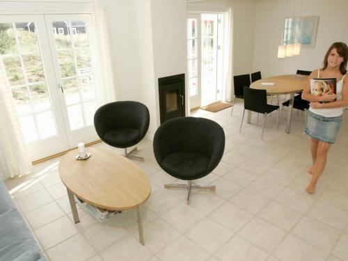 Three-bedroom Holiday Home In Blokhus 3